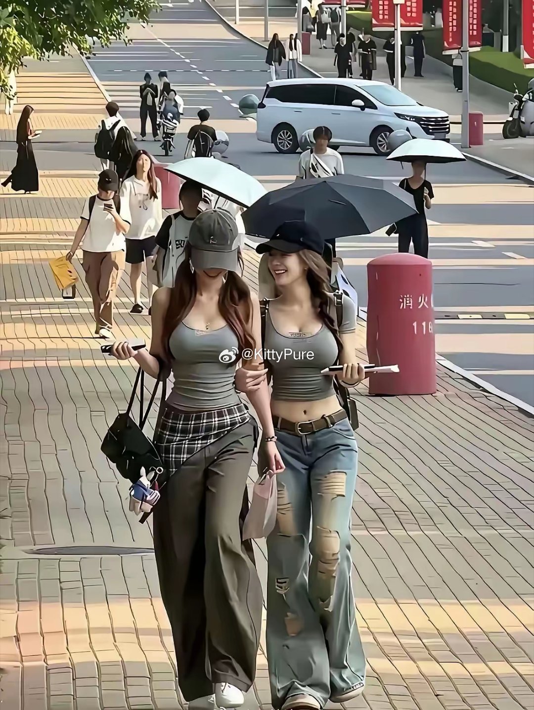 现在的大学生是真敢穿 