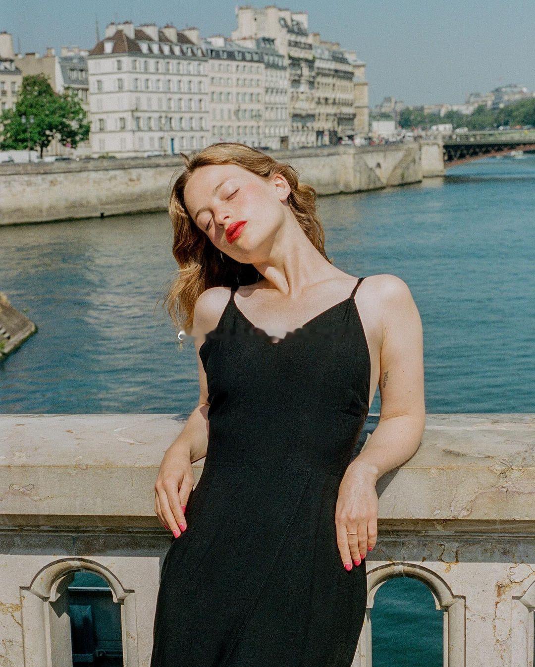 法国博主Camille Yolaine🏷️ins:camilleyolaine