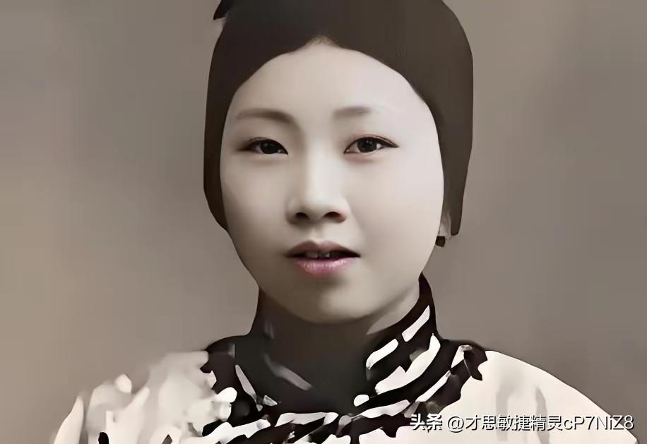 1904年，杭州富商之女，嫁给了个穷书生，陪嫁三处豪宅及上万两白银！世人皆笑她“