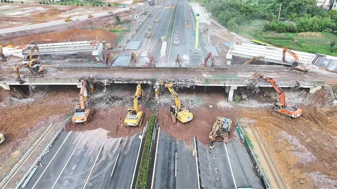 8月15日至16日，串联宁波舟山港与义乌国际陆港的黄金通道——浙江交通集团甬金高