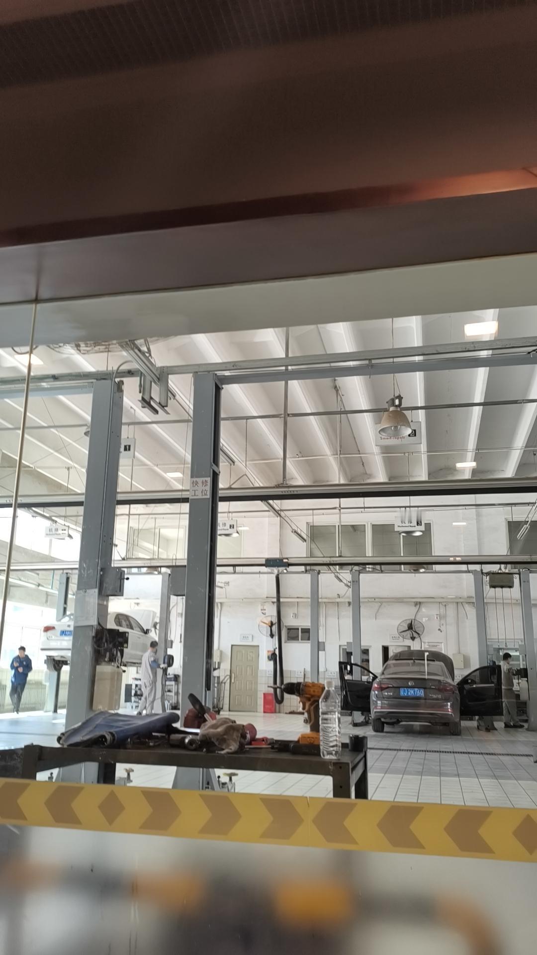 控制！控制！还是没控制住！！我才从4S店回来，又给车做了一次保养，去前我就发誓，