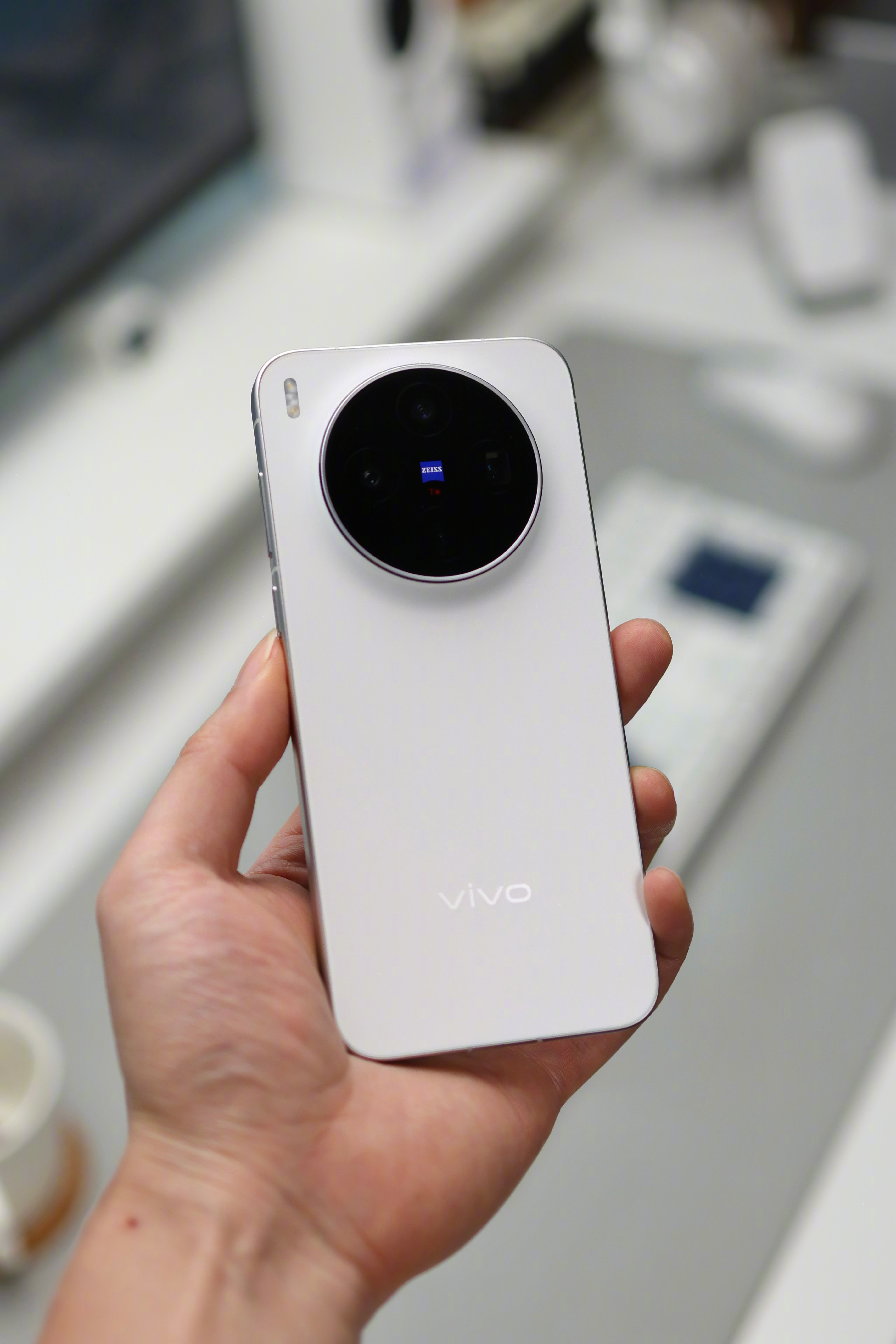 OPPO Find X9s Pro和vivo X300s，同样作为今年春季的旗舰