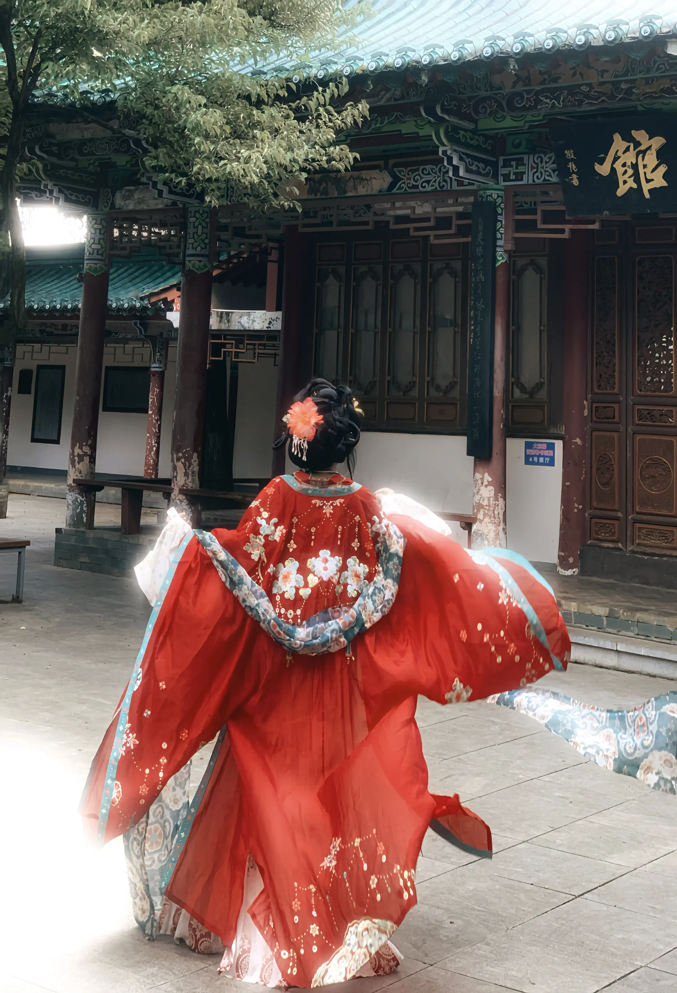这天下，风情这万般。