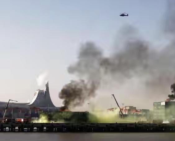 上海昨天举办了航空应急救援实战演练，说是服务低空经济，但演练背景及内容信息量有点