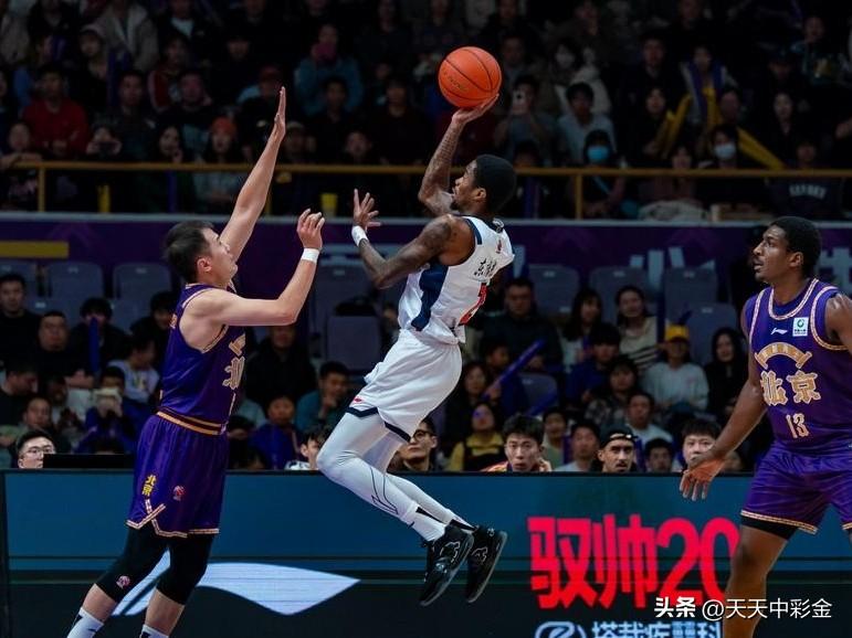 京粤大战“窒息九分钟” (2015年)：北京与广东的宿敌对决，第四节最后4分钟加