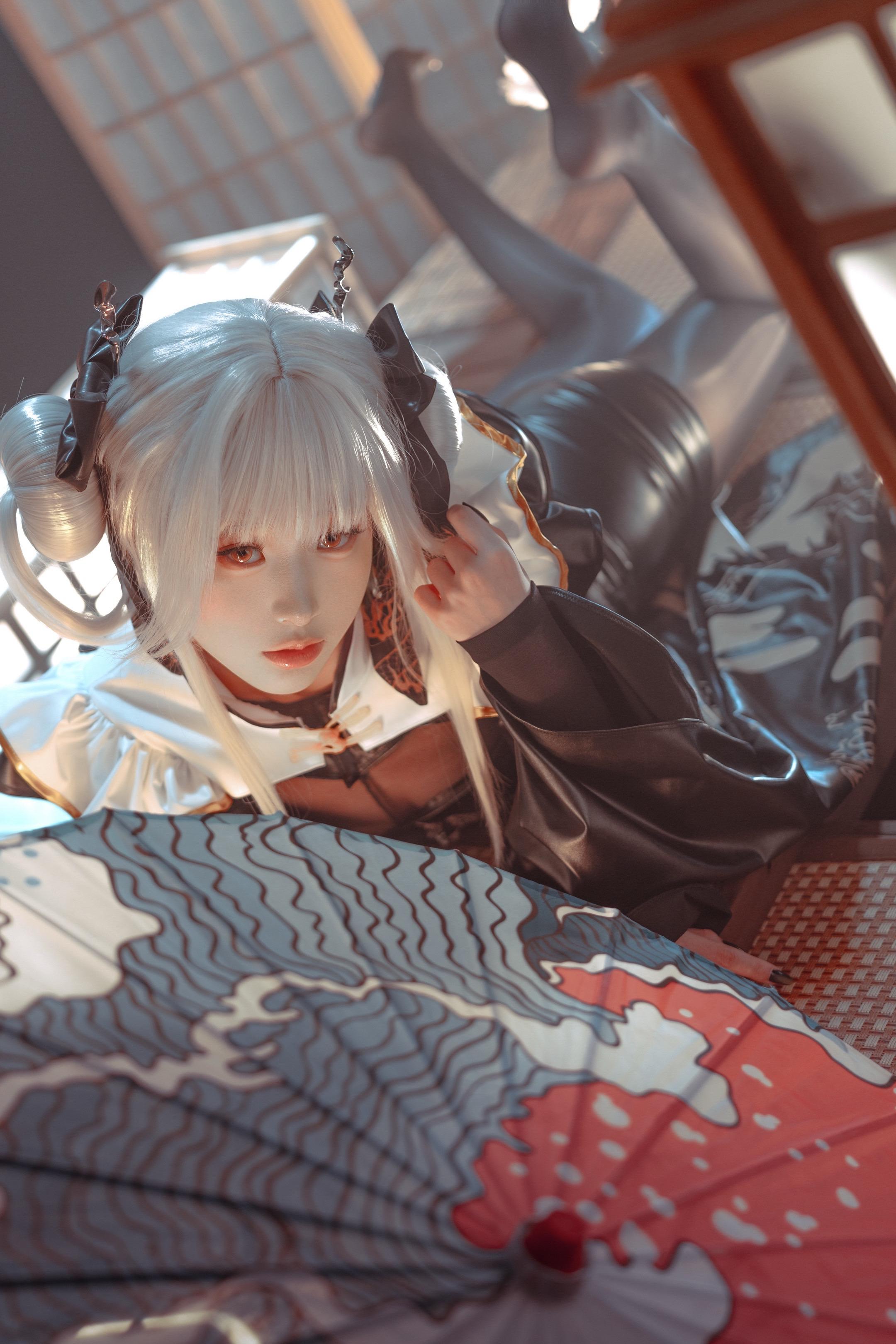 依旧是好运兔兔 出镜白兔布兰儿coser:盆盆 摄影后期：我