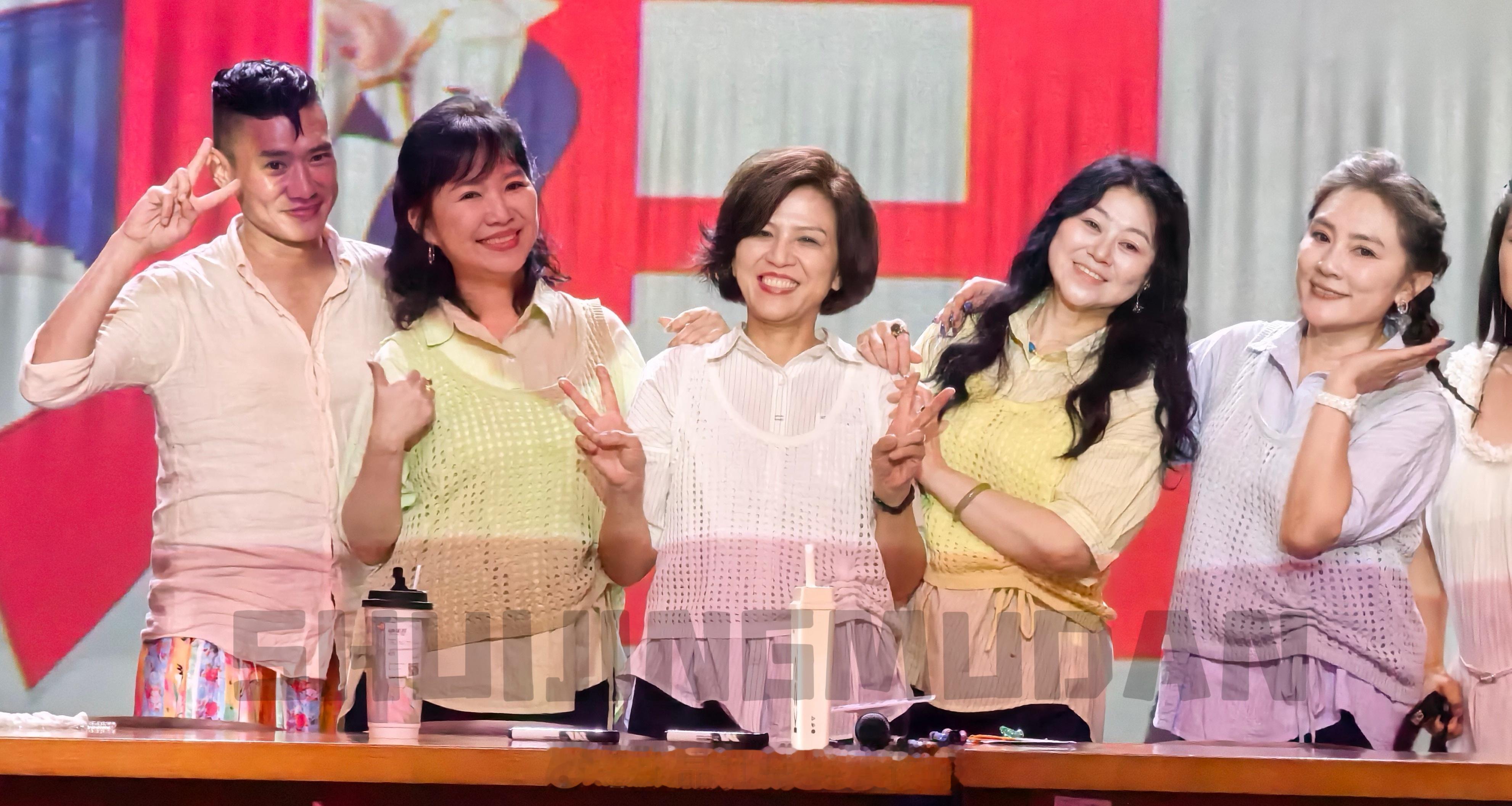 新白娘子传奇青·卿 各位老师们，常见面呀～ 