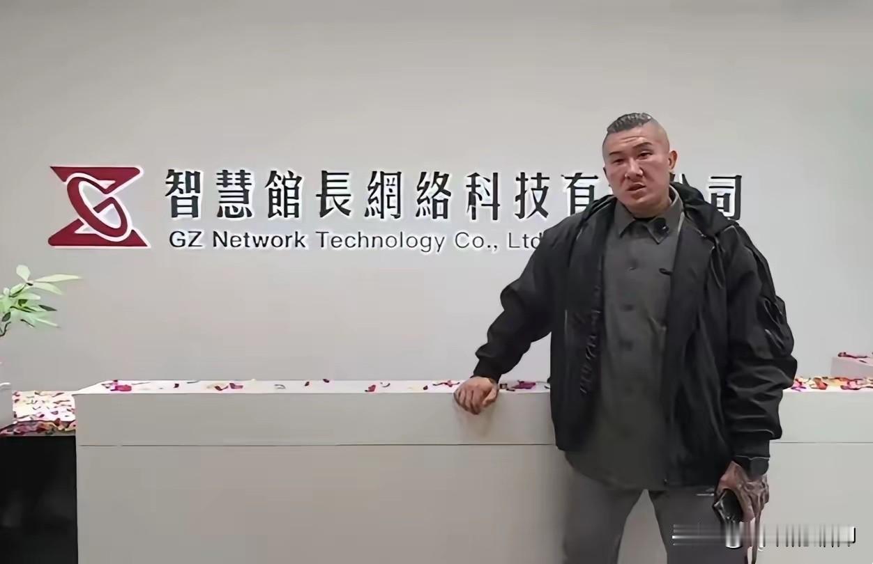 进步速度过快，媒体难以跟上节奏，大陆很容易被海外不良媒体负面化。莫说台湾，即便在