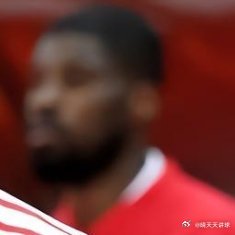 英超联赛 北京时间3.00，英超第4轮，阿森纳客场挑战桑德兰，比赛在光明球场打响