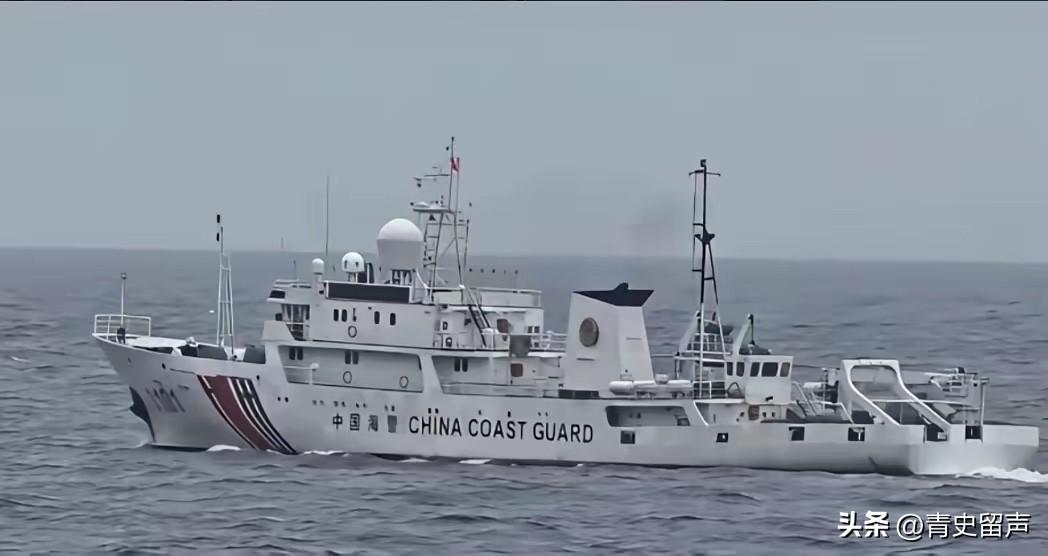 东沙爆发激烈对峙，台中舰威胁采取行动后，直接提速对着大陆海警船冲了过去，奉命撞舰