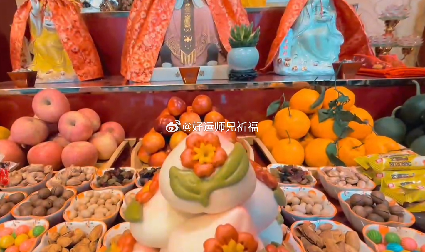 恭贺泰山奶奶千秋圣寿，共沐神恩，普谢神明，愿大家在泰山老奶奶诞辰之日，沾染祥瑞之