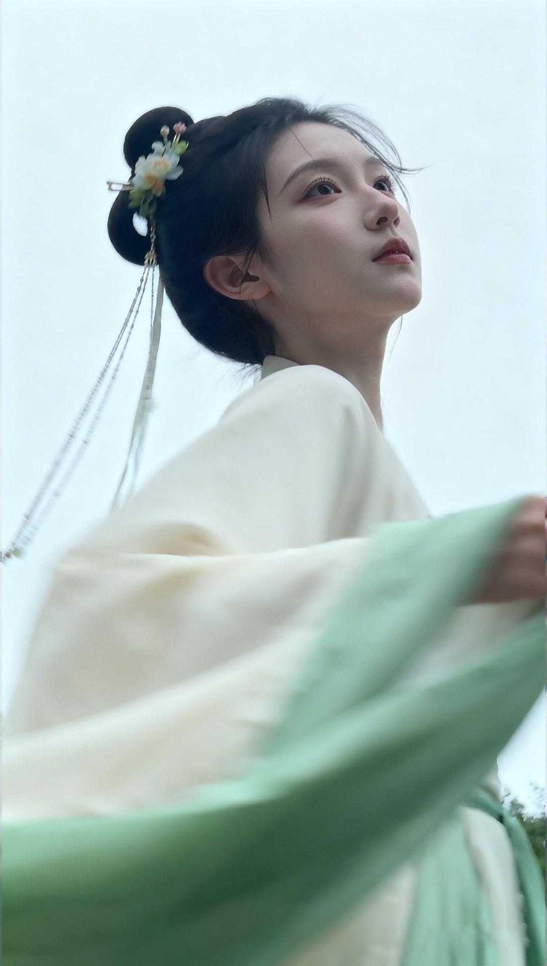 我曾心比天高志无穷 奈何命运多捉弄