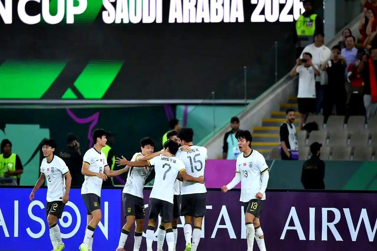 3-0，越南人把电视砸了
 
他们赛前放话3-0赢中国，奖金提前分好，直播屏都挂