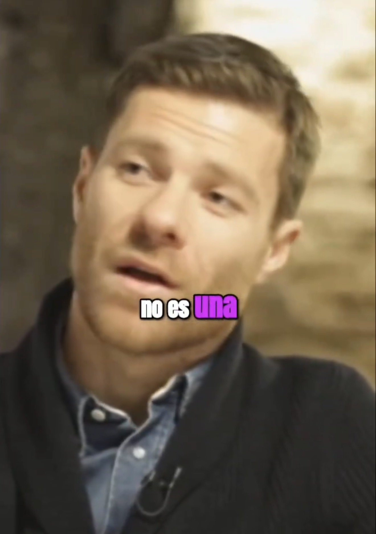 多年前，哈维·阿隆索谈到贝尼特斯被皇家马德里解雇一事时说道：“足球、更衣室、团队