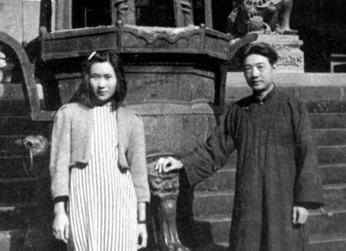1953年，徐悲鸿病逝，五年后，他的妻子廖静文改嫁解放军军官，可她依旧放不下徐悲