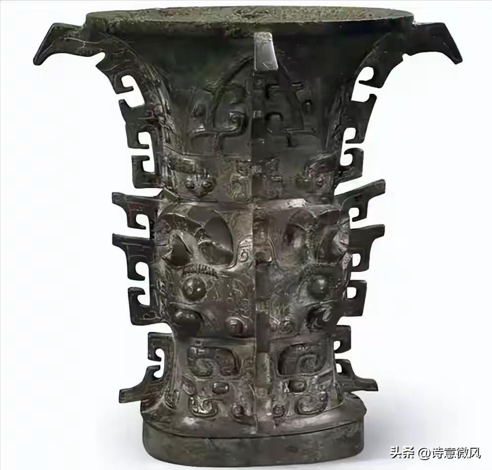 中国为何叫中国？如果连祖国名字由来都不知道，是不是有点尴尬。
 
我们每天把中国