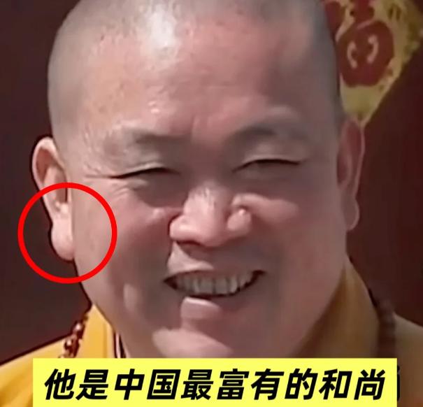 没想到啊没想到，
原来释永信竟然是
从寺庙里出来的李嘉诚第二,富可敌省！还有人说