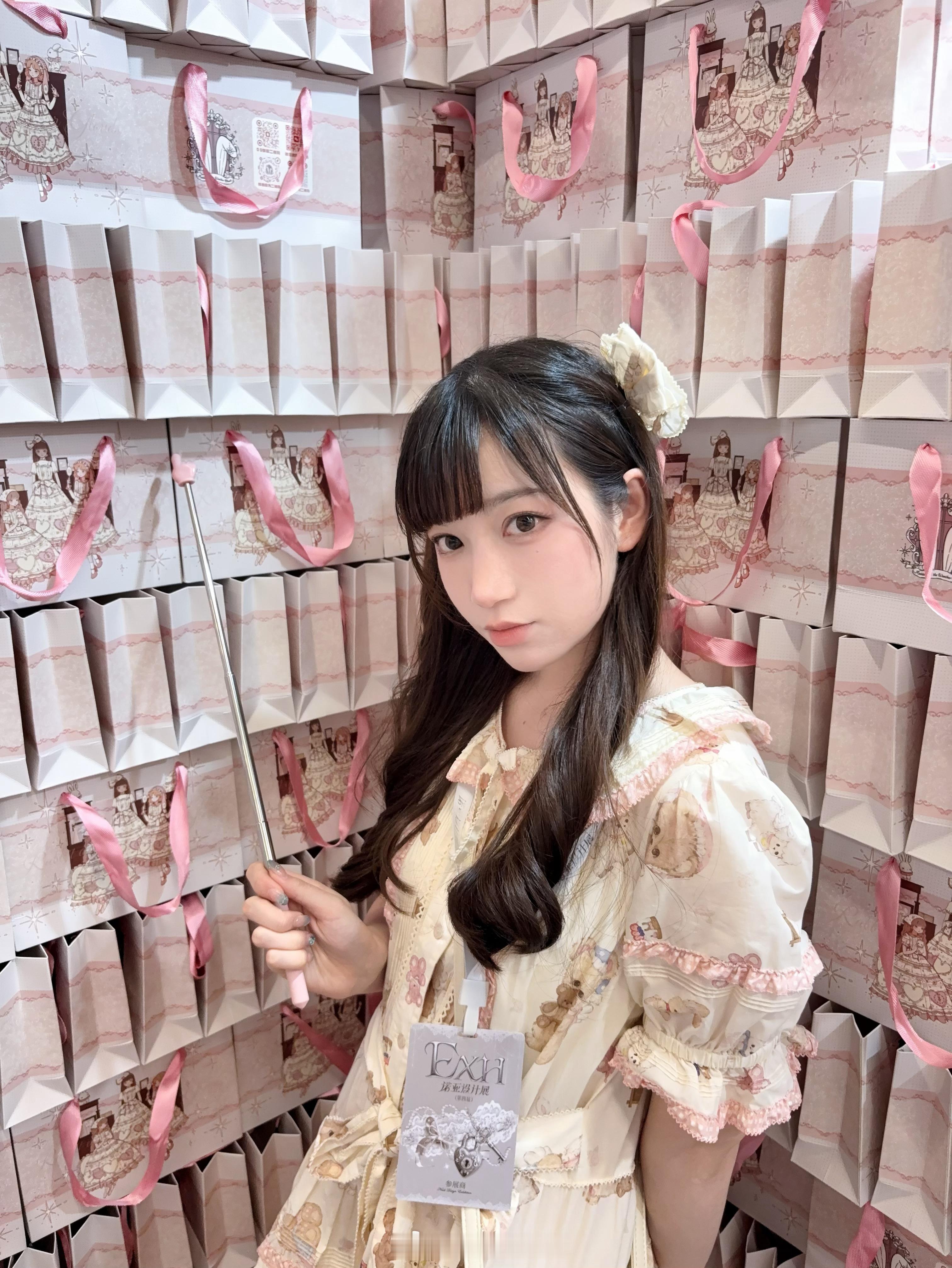 D2还有500份🥚 草莓边夹 以今天打卡情况来看大概12点半就差不多发完了 早