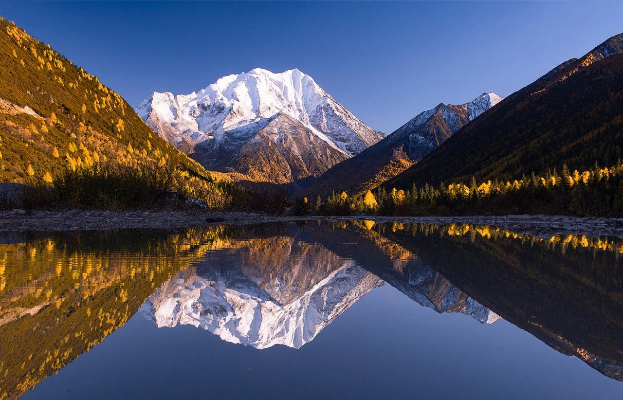 最近很火的一个词叫美国的斩杀线，虽然说看上去无情，人家的规则本来就是丛林规则，如