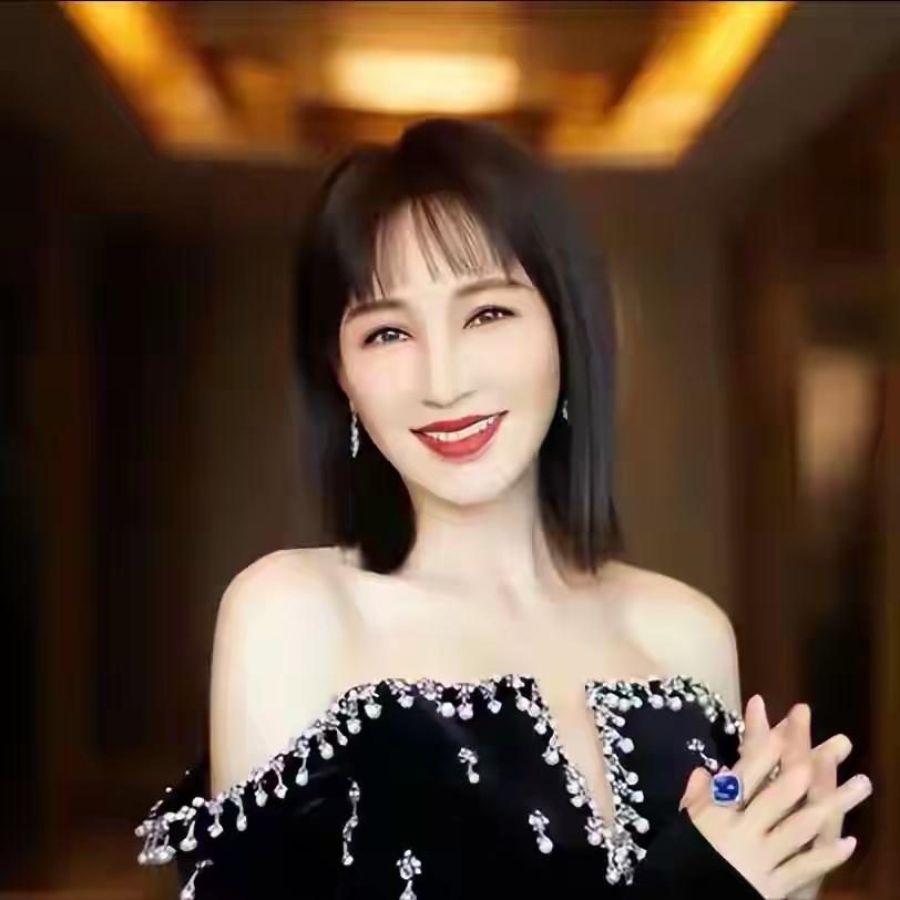 岳丽娜19岁不顾家人反对，跟着穷导演郭靖宇北漂，在6平米地下室裸婚，没婚礼没钻戒