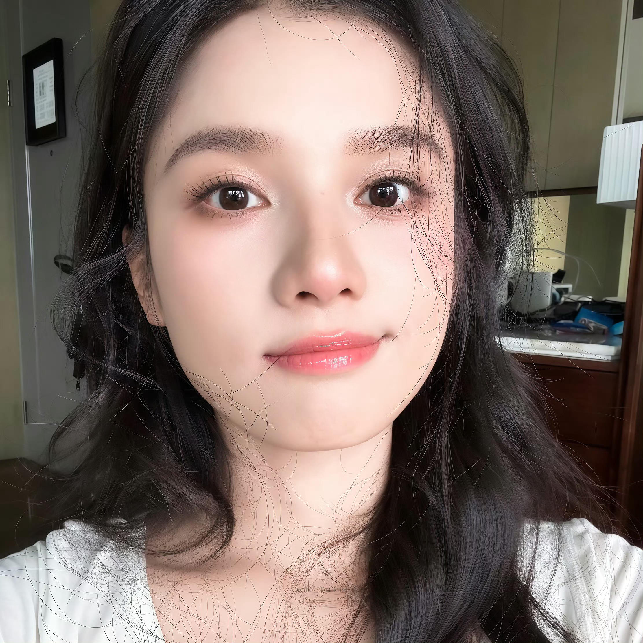 张婧仪 