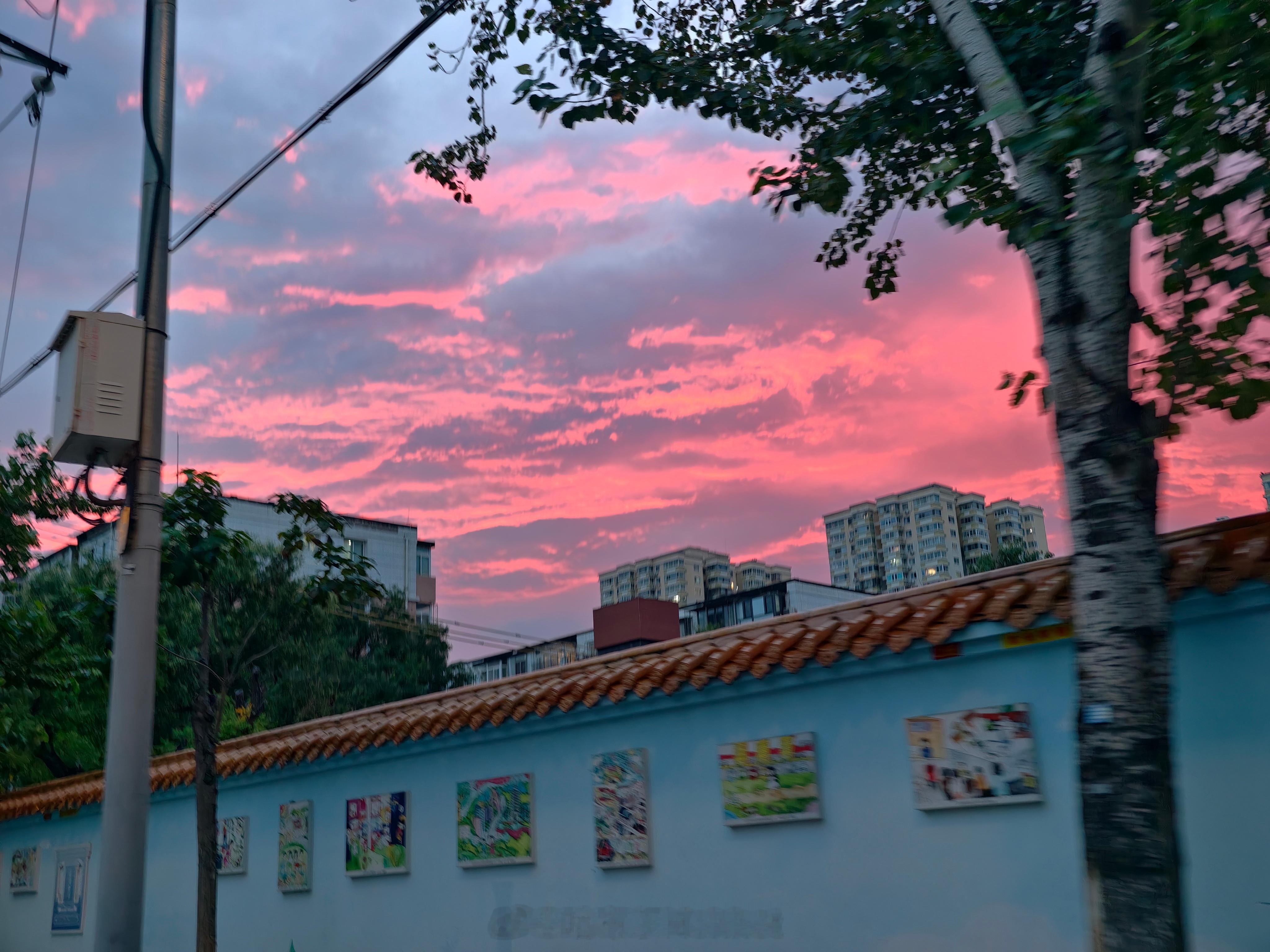 今日溜达，奖励晚霞哈布尔的随行拍田径说一哈 北京