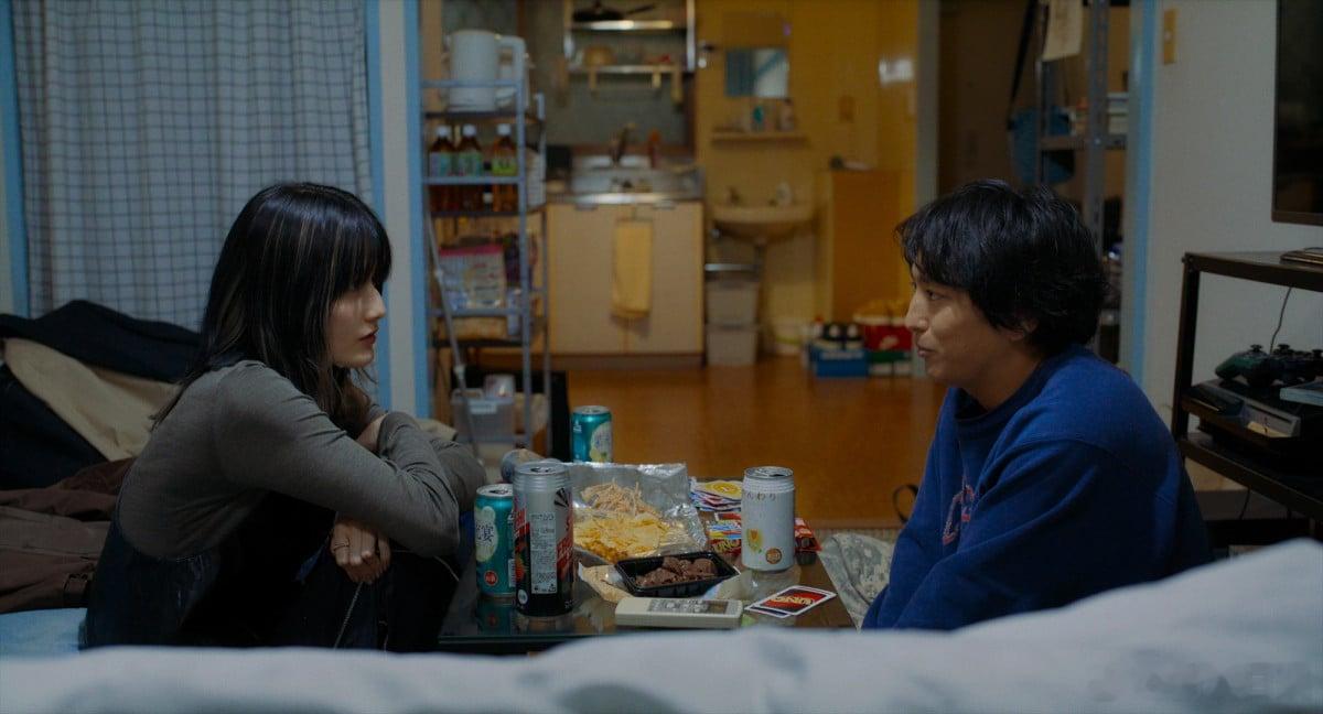 海外影视速递矶村勇斗玉泽演双主演的网剧《灵魂伴侣》公开剧照，将于5月14日上线。