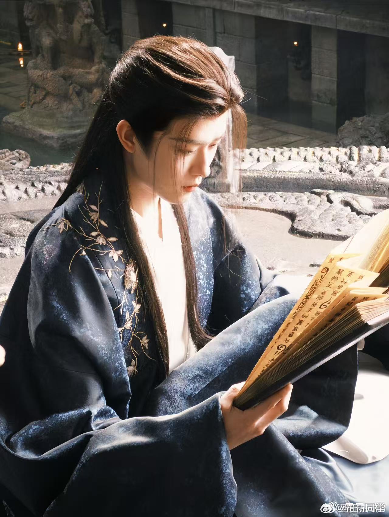 田嘉瑞第三个代表作杨迪你可以提问田嘉瑞三部作品了三部作品三种不同角色，田嘉瑞用实