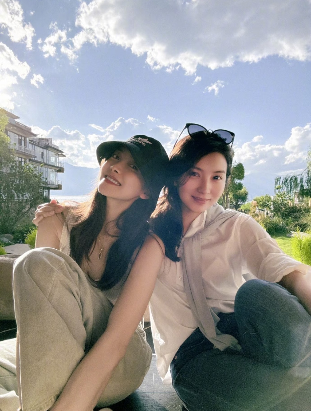 宋茜陈好的一组日常合照～ 