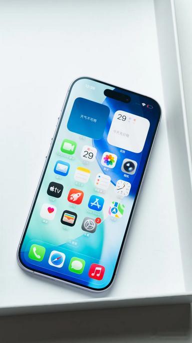 标准版这次看大家反馈，确实还可以，吸引力比上代的iPhone 16要更足。离不开