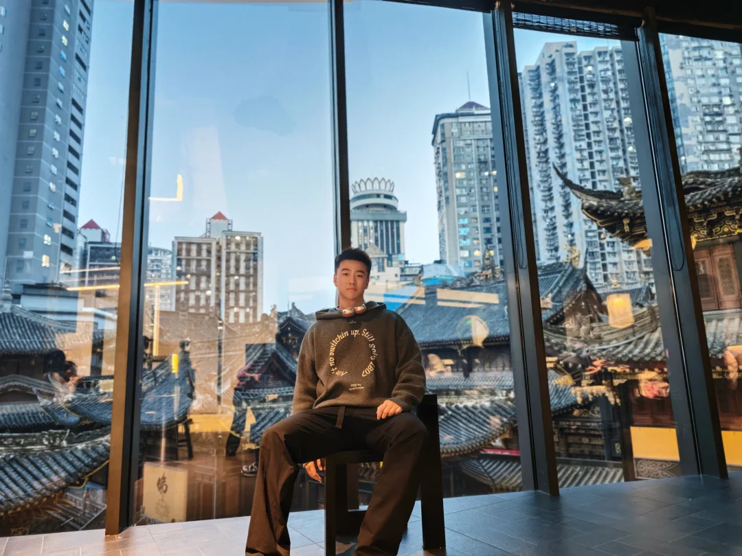 此地空余黄鹤楼。