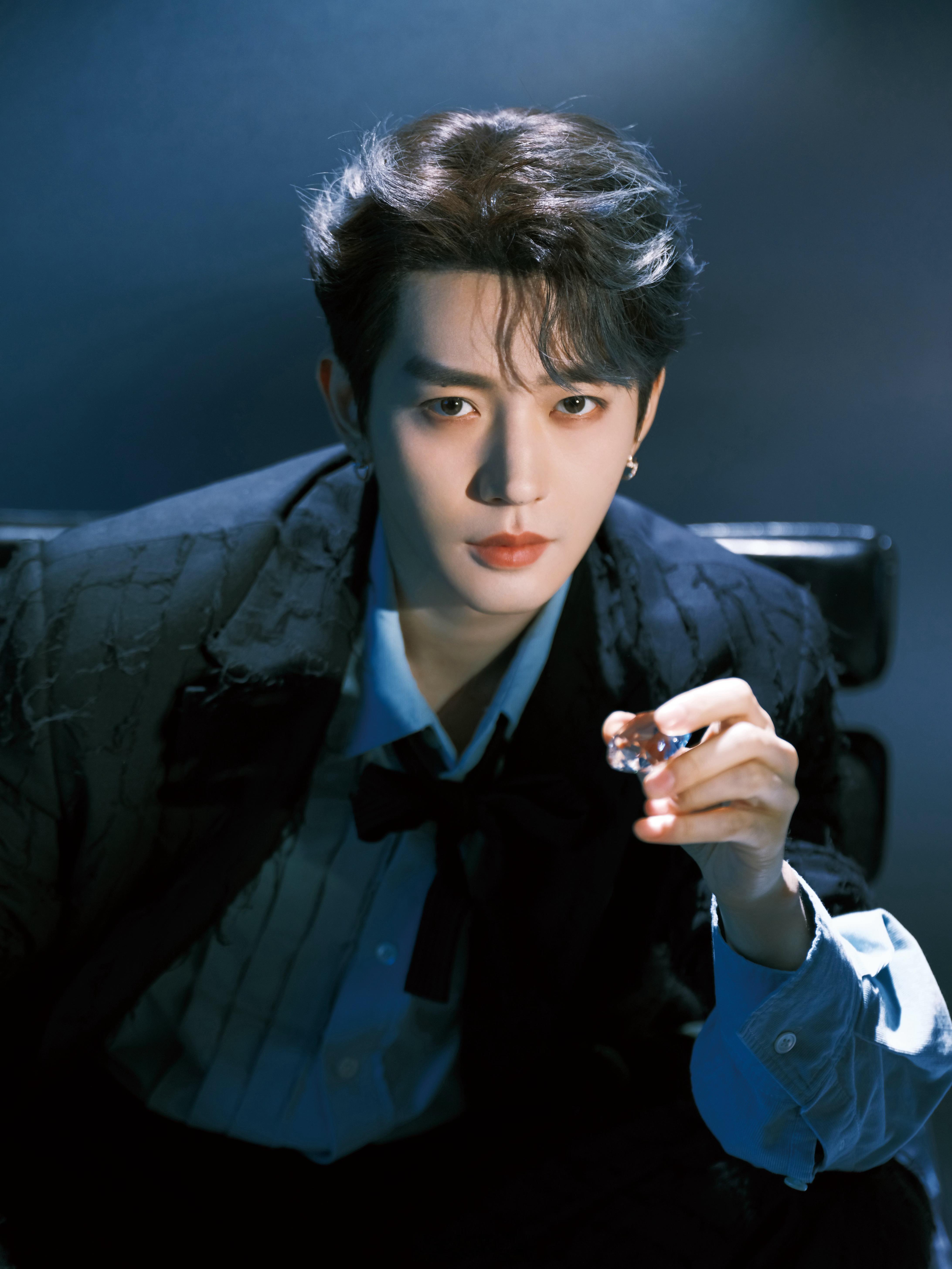 欧巴还拿着💎💎💎你怎么这么好