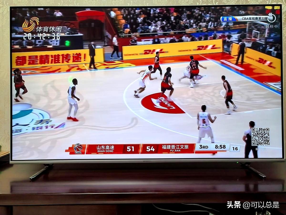 看山东队打球，真跟坐过山车似的，心脏受不了。
昨晚赢福建，开局挖个十几分的大坑，