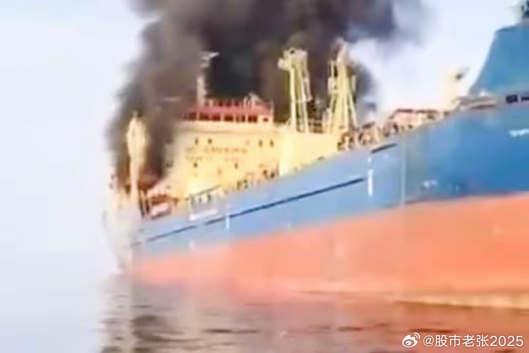 【伊朗如何“锁喉”霍尔木兹？水雷战备受关注！】3月2日，伊朗伊斯兰革命卫队指挥官