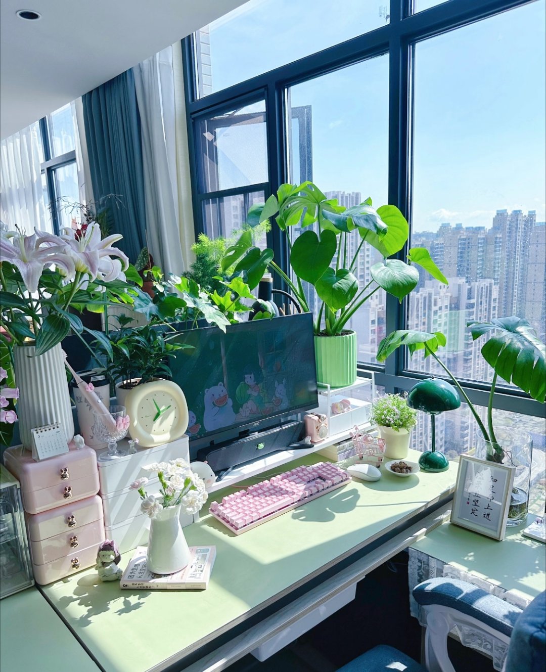 想给火腿肠也找个班上打工人终于想通了：与其内卷耗身体，不如摸鱼养精神。该摸就摸，