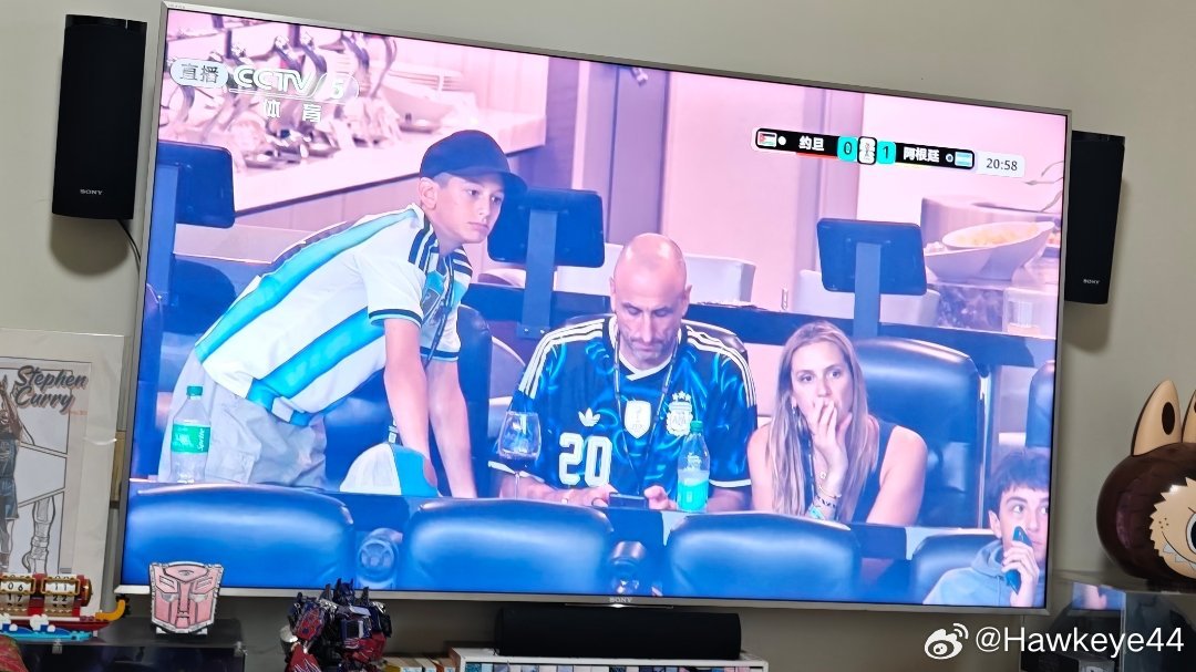 哈哈哈我这是来见篮球熟人的么看球世界杯
