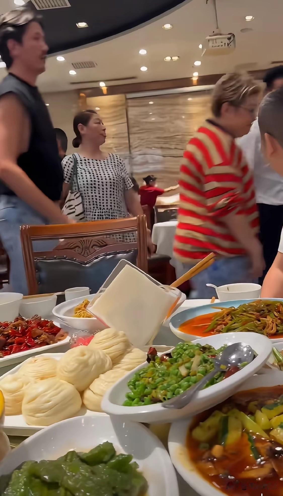 感觉似乎是有些低调了，毕竟在这一个来月的时间里，也够她受的了，尽管她的心脏比较大