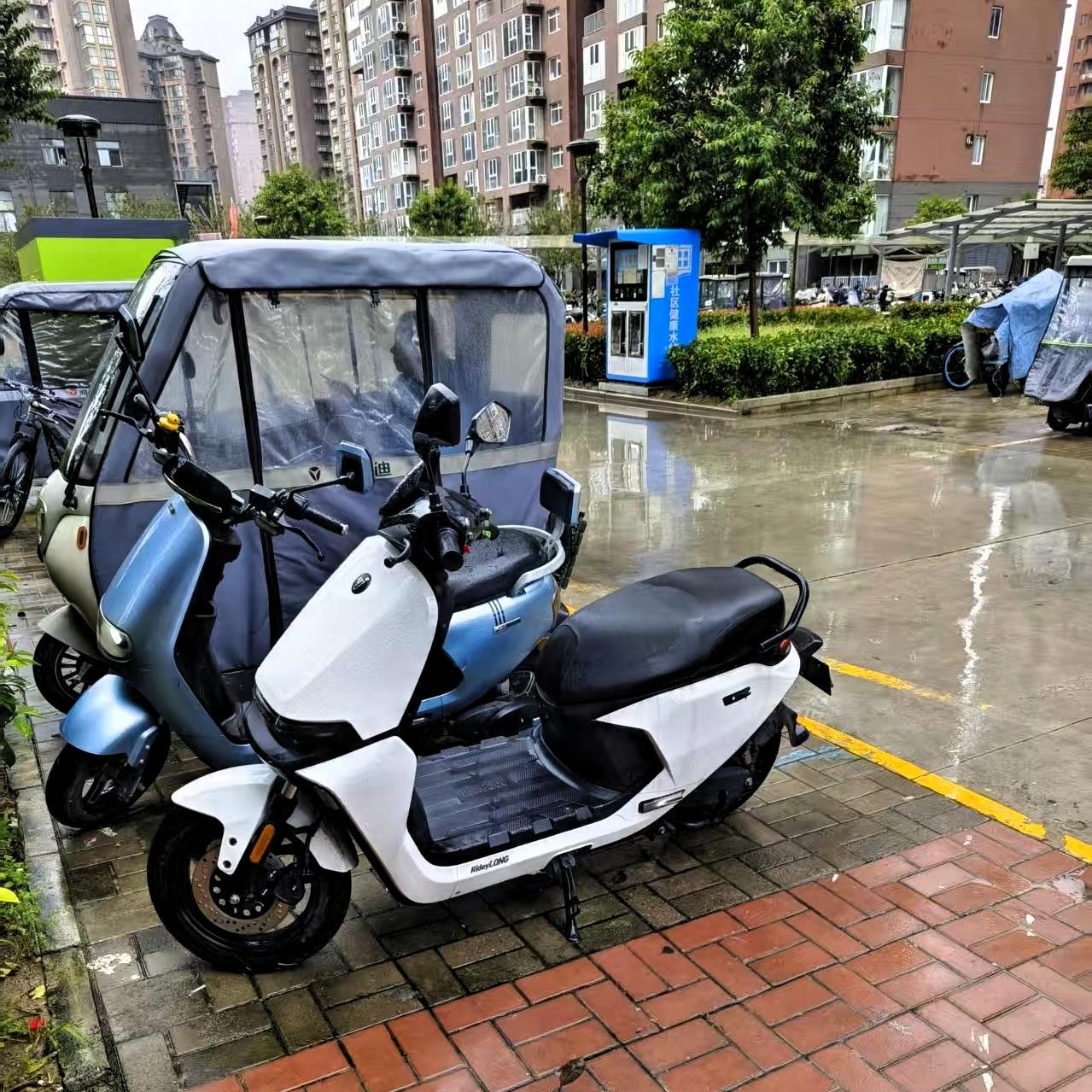 有个现象大家发现没有？
自从口罩以后基本很少见电动车电瓶被偷的了，甚至连电动车被
