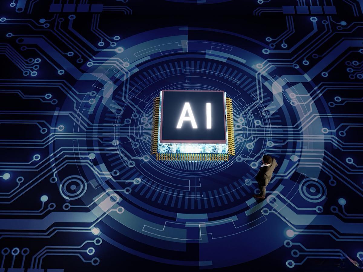 公司用AI把你顶了，还能直接把你踢出门？杭州中院刚刚定了调子：想拿“技术升级”当