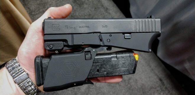 要不……我们来把一把“格洛克”折叠起来？

在 SHOT Show 2019 上