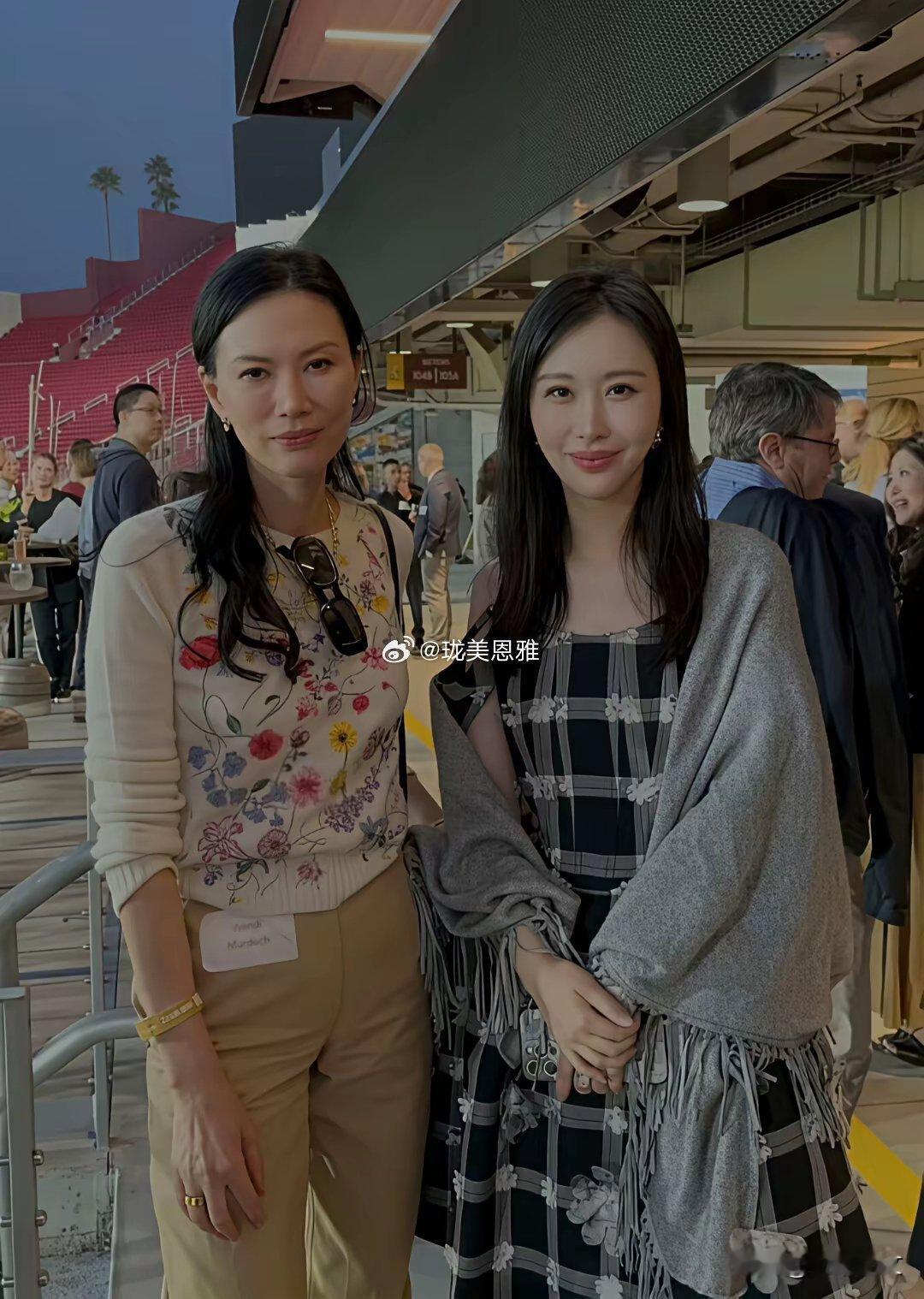 咱就是说，田朴珺真的不简单做王的女人，从背后走了出来还走进了国际舞台，从不露怯 