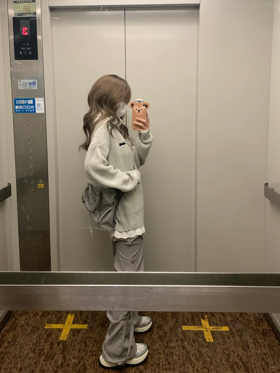 穿一身灰灰～