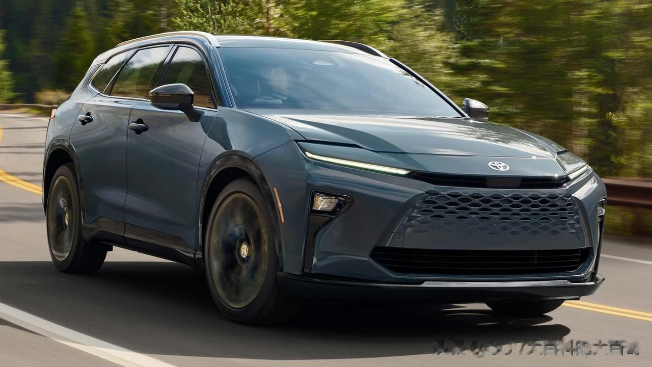 全新丰田皇冠Signia将在北美发布，预计于2024年夏季正式上市，售价预计为4