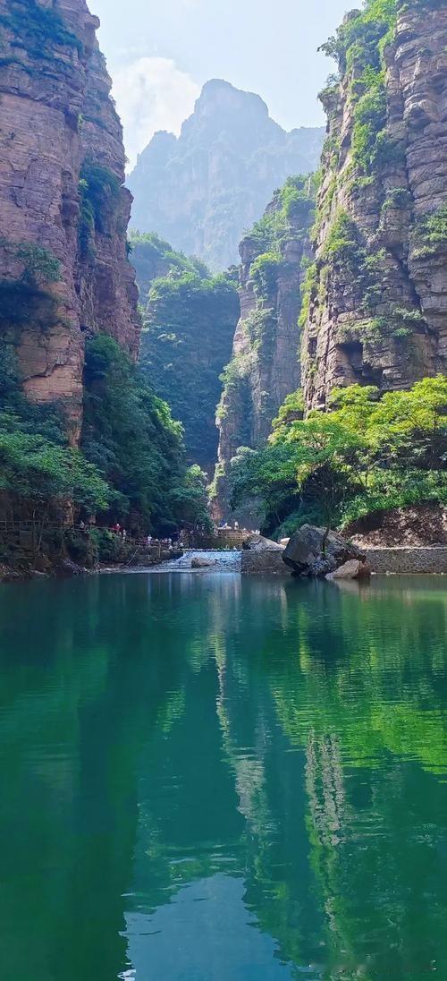 自驾南太行可以带宠物吗？[大笑]
南太行自驾带宠物完整说明
 
一、自驾公路、免