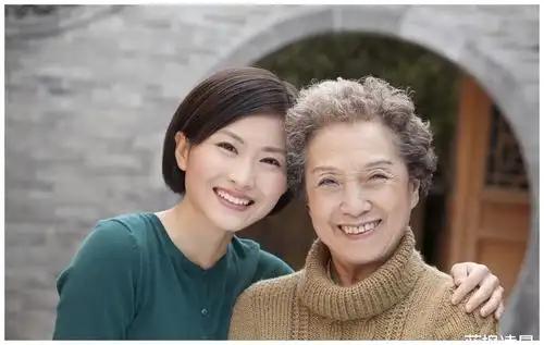 截至6月28日，人社部与财政部2026年养老金上调的正式文件还没有在官网发布，浙