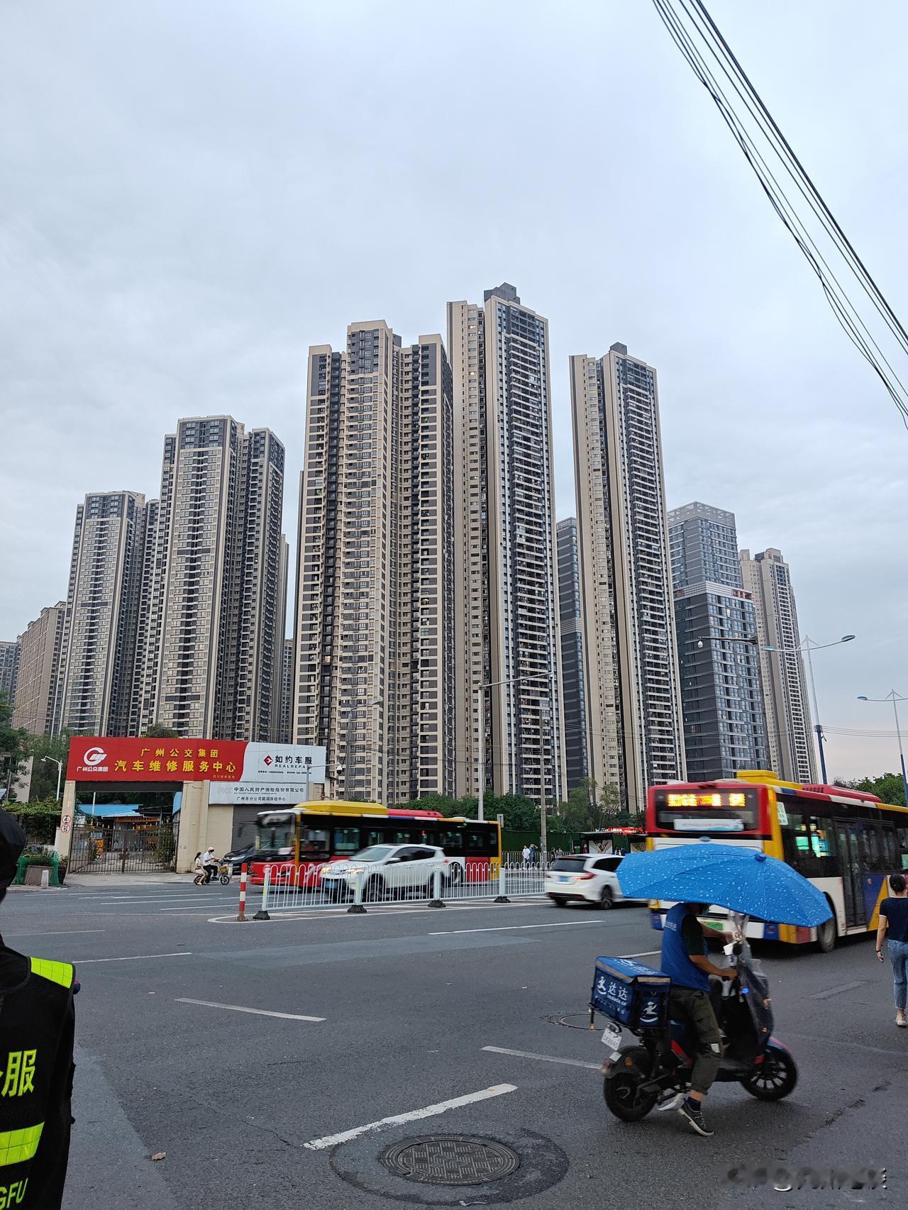 房贷就像现代“青苗法”，与大宋王安石变法的“青苗法”何其相似！
银行是雪中送炭还