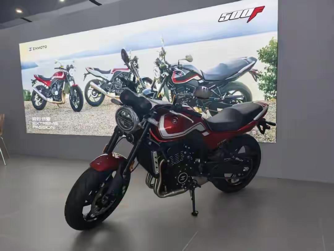 “我希望少死几个人。”
说这话的人，主动把10%的生意推到了门外。
3月21日，