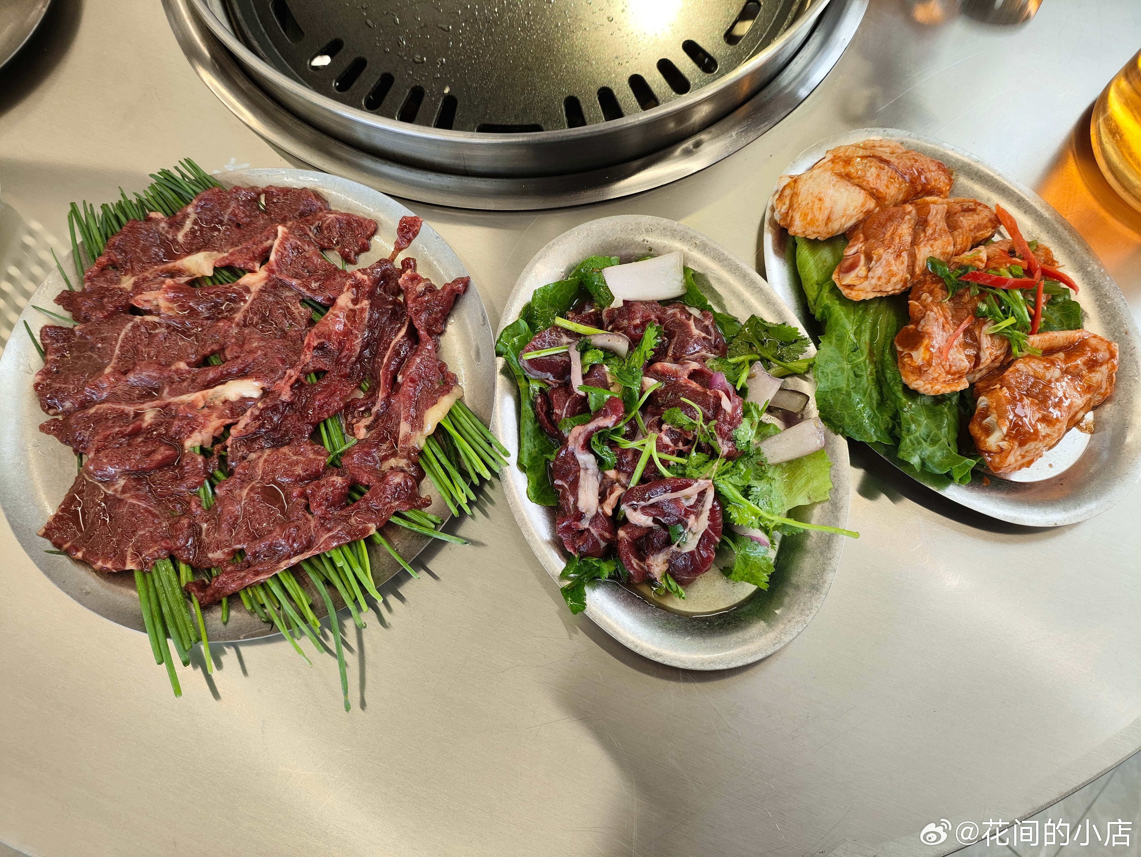 前天吃的烤肉，是从生完宝宝之后8个月里第一次撒手自己出去快乐，好快乐啊！孩子是可