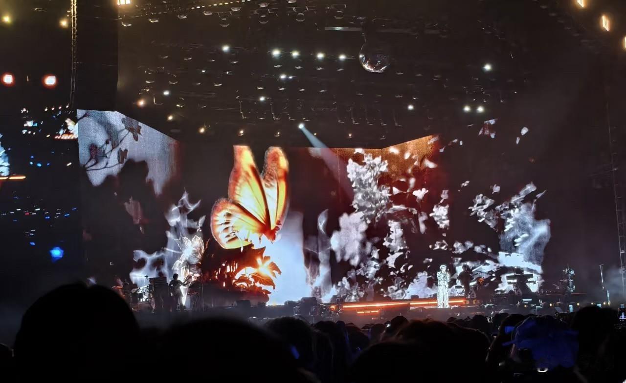 能送给我一句处在低谷期激励的话吗只要不下桌，就永远有翻盘的机会！相信自己能行