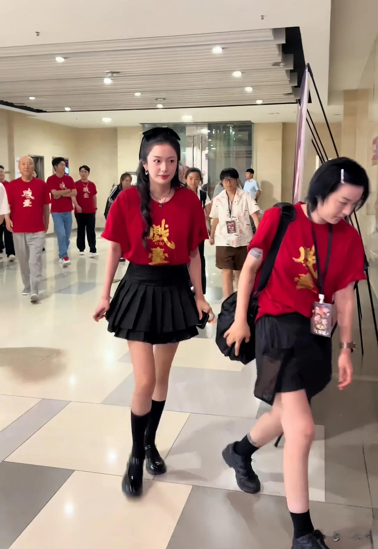 截止目前，戏台总票房3.22亿，陈佩斯悬着的心仍没落地！

1.01亿投资对于陈